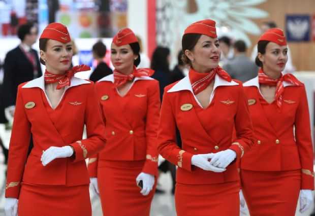 Güzel Hostesler